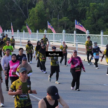 Runner Photo 7119666