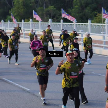Runner Photo 7119668