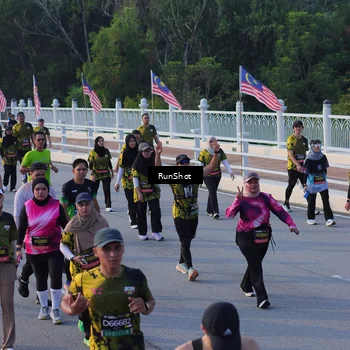 Runner Photo 7119670