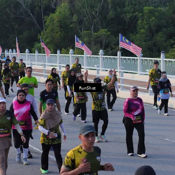 Runner Photo 7119671