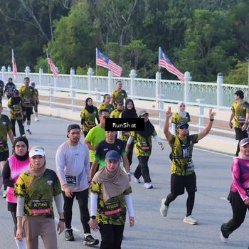 Runner Photo 7119689