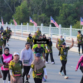 Runner Photo 7119697