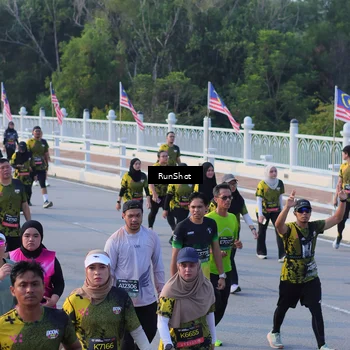 Runner Photo 7119700