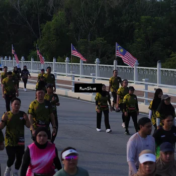 Runner Photo 7119703