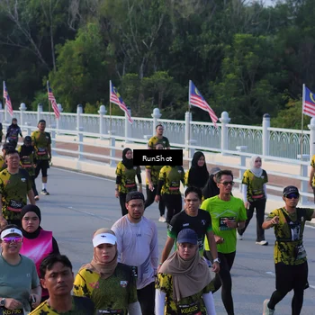 Runner Photo 7119705