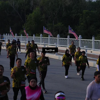 Runner Photo 7119709