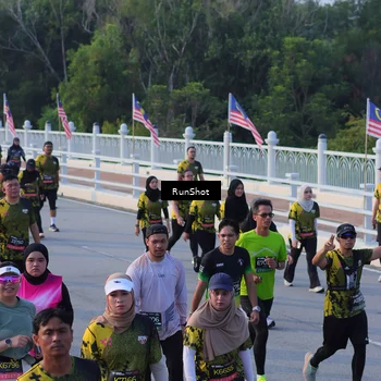 Runner Photo 7119712