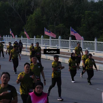 Runner Photo 7119713