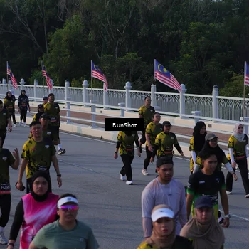 Runner Photo 7119717