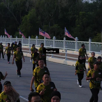 Runner Photo 7119729
