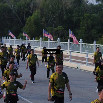 Runner Photo 7119732