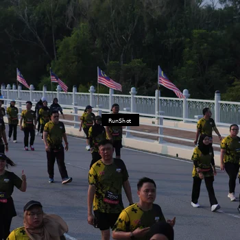 Runner Photo 7119733