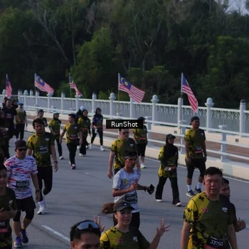 Runner Photo 7119746