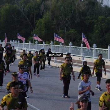 Runner Photo 7119751
