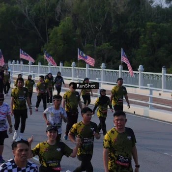 Runner Photo 7119755