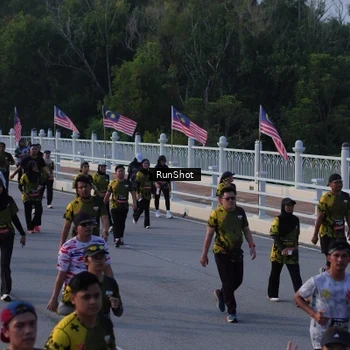 Runner Photo 7119756