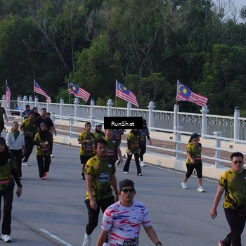 Runner Photo 7119773