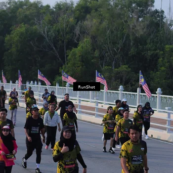 Runner Photo 7119791