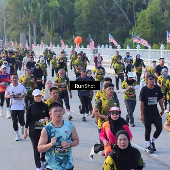 Runner Photo 7119812