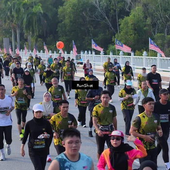 Runner Photo 7119819