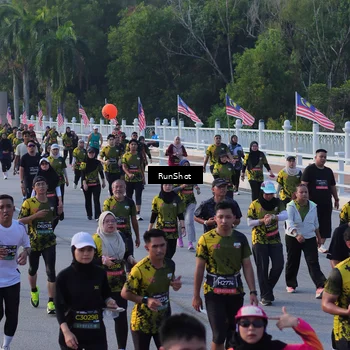 Runner Photo 7119823