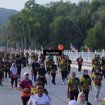 Runner Photo 7119844