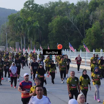 Runner Photo 7119846