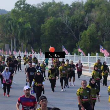 Runner Photo 7119849