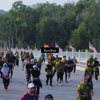 Runner Photo 7119852