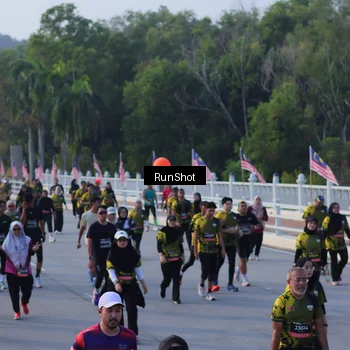 Runner Photo 7119854