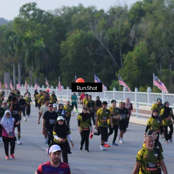Runner Photo 7119856