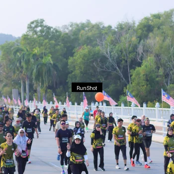 Runner Photo 7119862