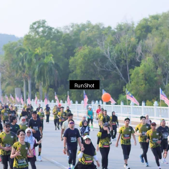 Runner Photo 7119867