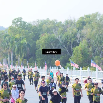 Runner Photo 7119873