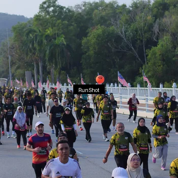Runner Photo 7119874