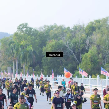 Runner Photo 7119885