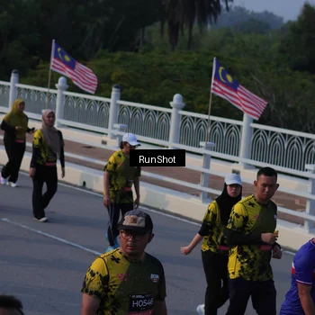 Runner Photo 7120132