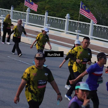 Runner Photo 7120134