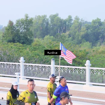 Runner Photo 7120138