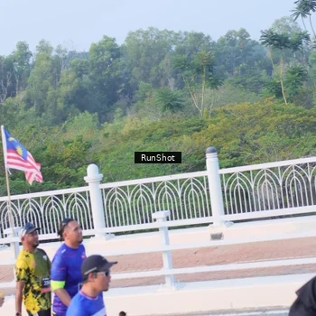 Runner Photo 7120142
