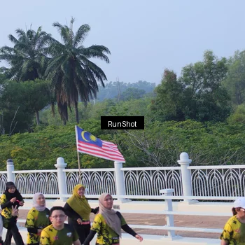 Runner Photo 7120150