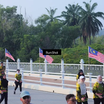 Runner Photo 7120160