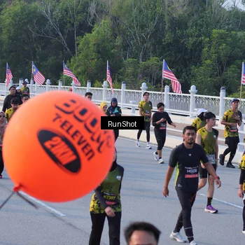 Runner Photo 7120176