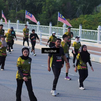 Runner Photo 7120180