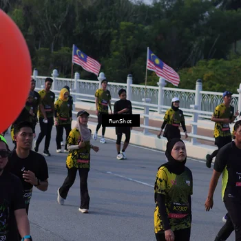 Runner Photo 7120192