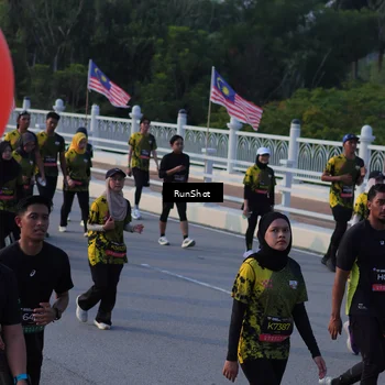Runner Photo 7120195