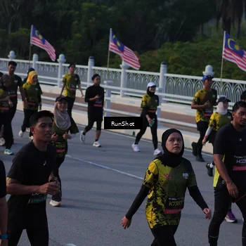 Runner Photo 7120196