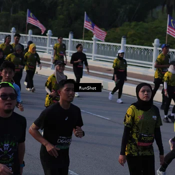 Runner Photo 7120199