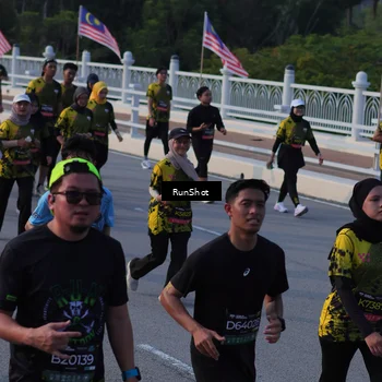 Runner Photo 7120207