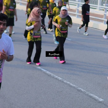 Runner Photo 7120220